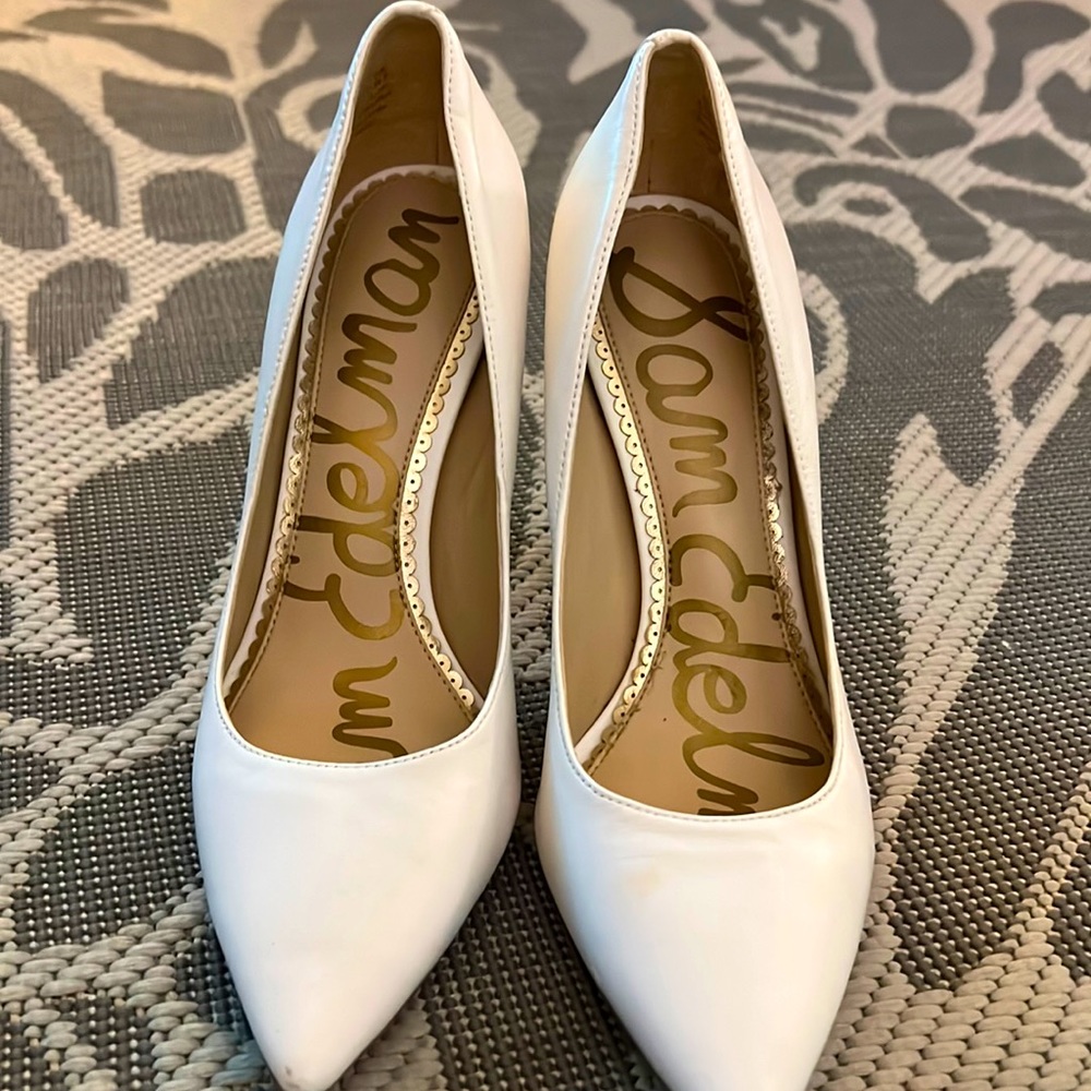 Leather soft white
